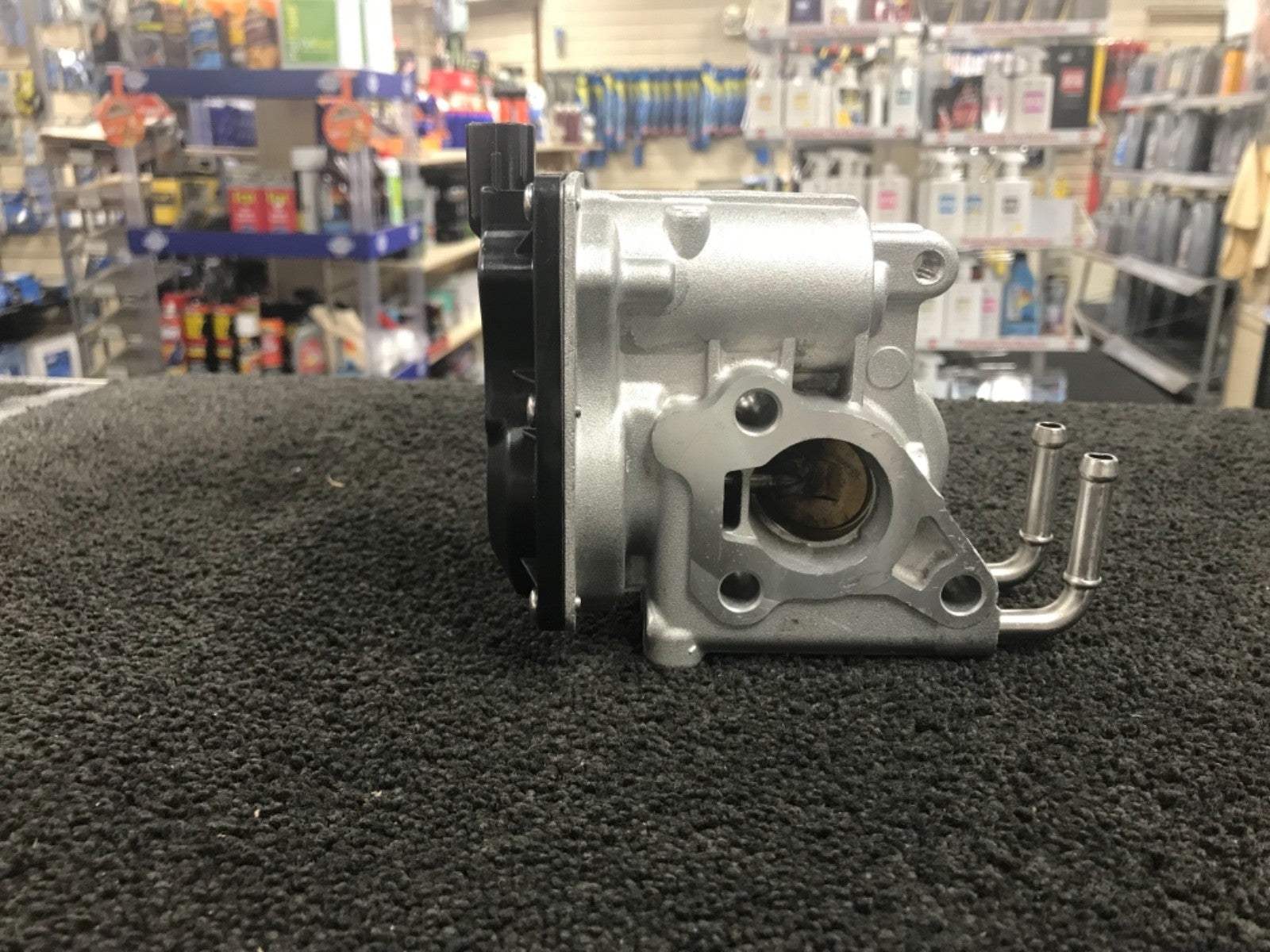 EGR VALVE FORTOYOTA AVENSIS ZRT27 ADT27 2.2 D4D D-4D 09-ON OE QUALITY  EGR VALVE