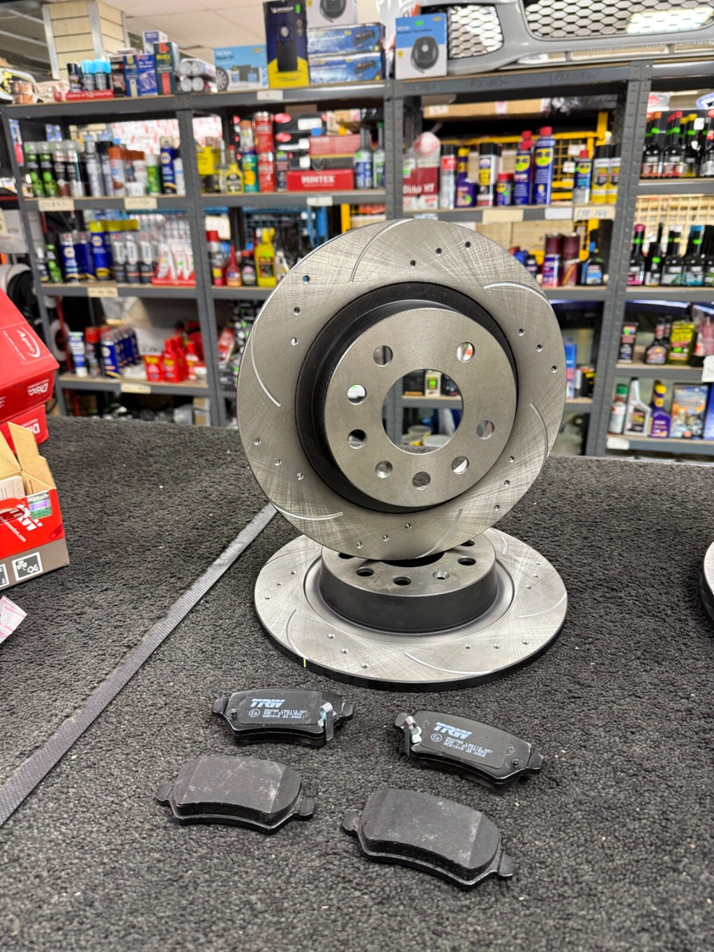 VAUXHALL ASTRA VXR ZAFIRA TURBO BRAKE DISC CROSS DRILLED GROOVED PAD FRONT REAR