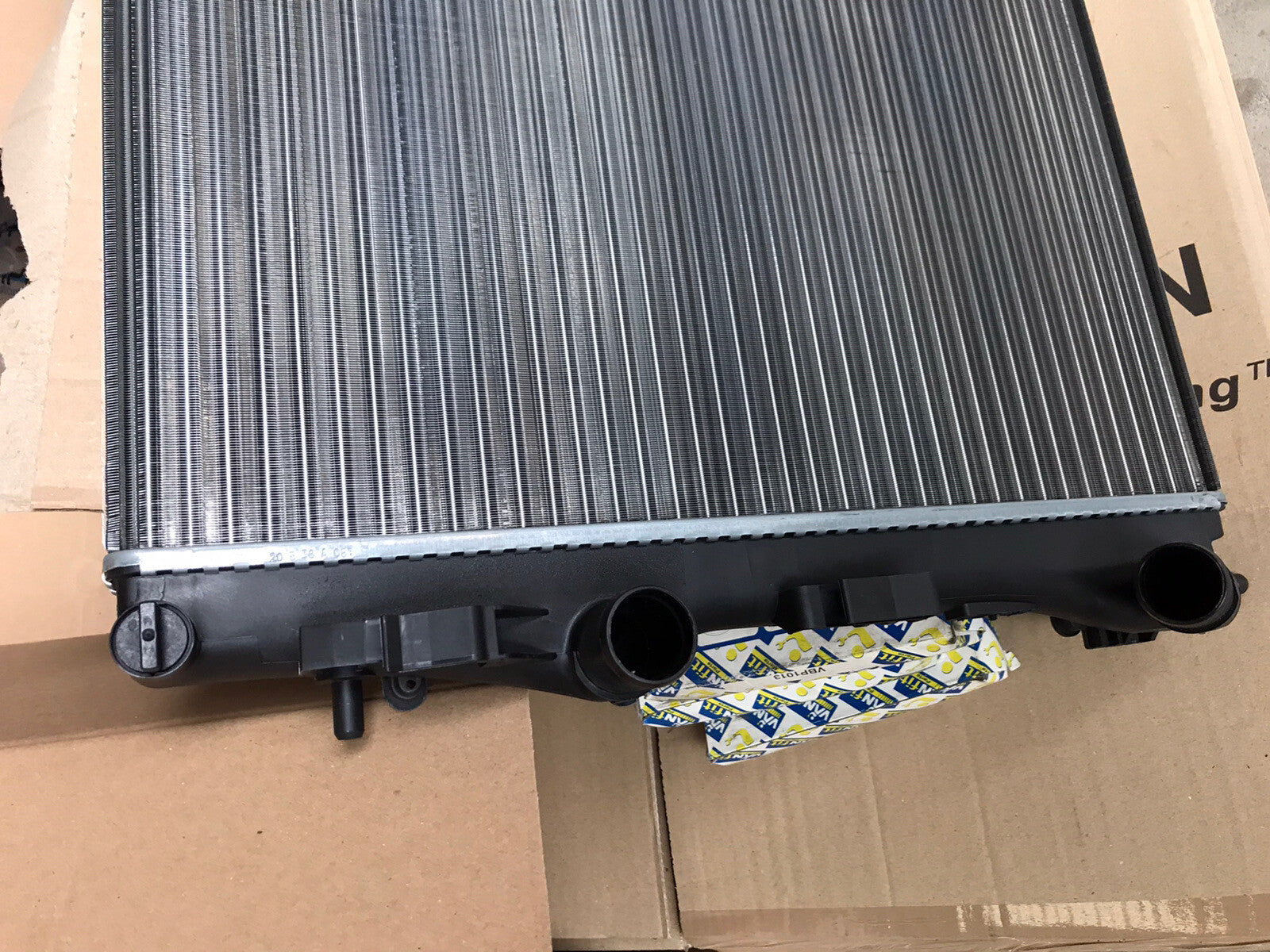 VALEO RADIATOR DACIA LOGAN 1.4 1.5 1.6 2004 ON MODELS BRAND NEW