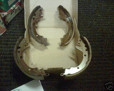 FOR MAZDA 323  BRAKE SHOES REAR NEW SET 1.3 1.6 1.7 