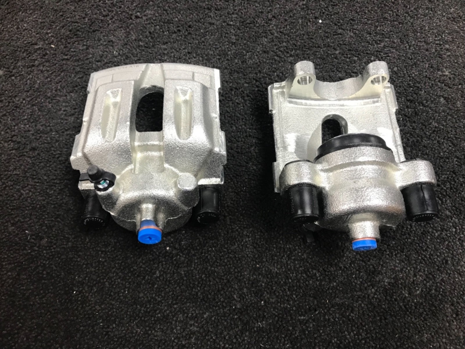 BRAKE CALIPER REAR BMW E81 116i 118i 120d 120i 125i  PASSENGER SIDE DRIVER SIDE