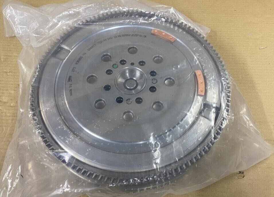 DUAL MASS FLYWHEEL FORD TRANSIT V363 RANGER TKE 2.0D EcoBlue RWD 4X4 + BOLTS