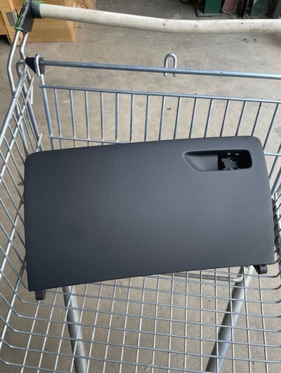 AUDI A3 SE RS3 8V  GLOVE COMPARTMENT LID COVER 8V28571236PS GENUINE NEW