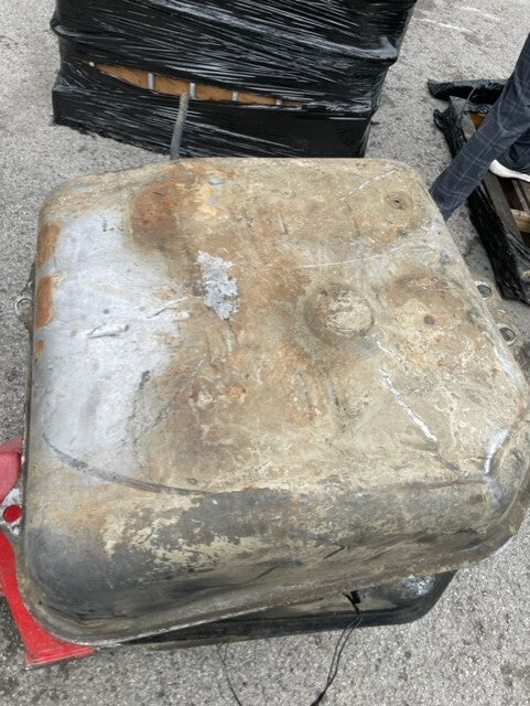 LAND ROVER DEFENDER 110 2.5D  200/300TDI DIESEL FUEL TANK used
