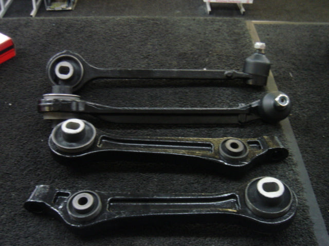 FOR CHRYSLER 300C 3.0TD 3.5 5.7 RWD 4 FRONT SUSPENSION TENSION CONTROL ARMS 