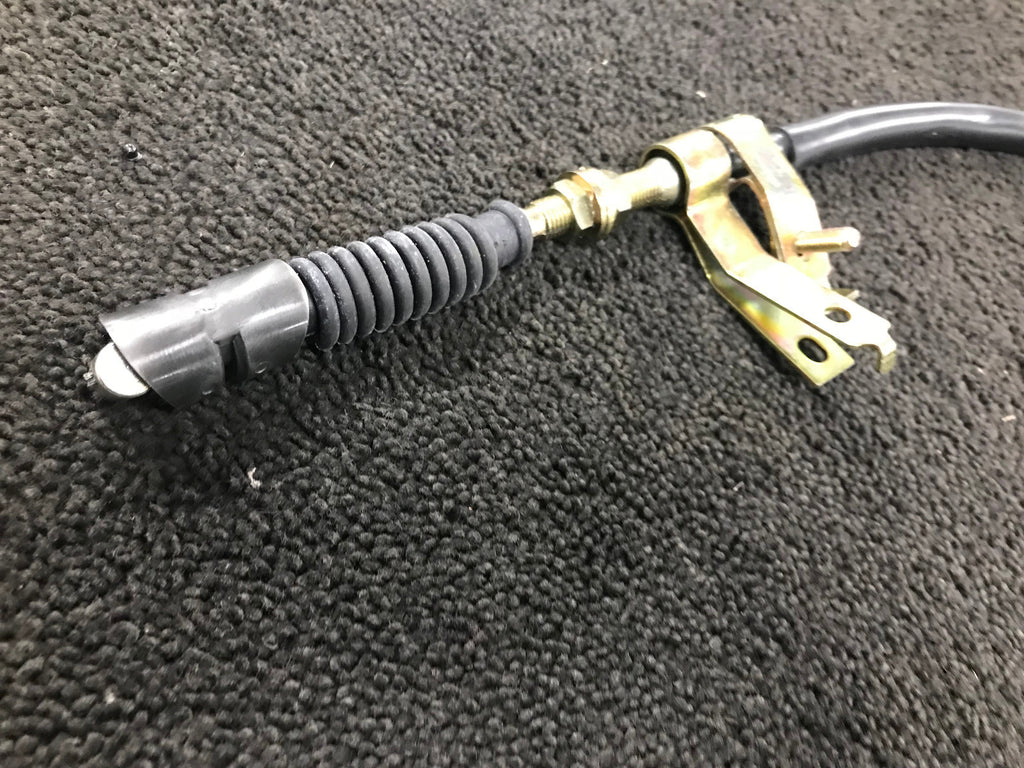 730MM REAR OS RH HANDBRAKE CABLE FITS MAZDA 323 1.1 1.5 1981 ON B09244410