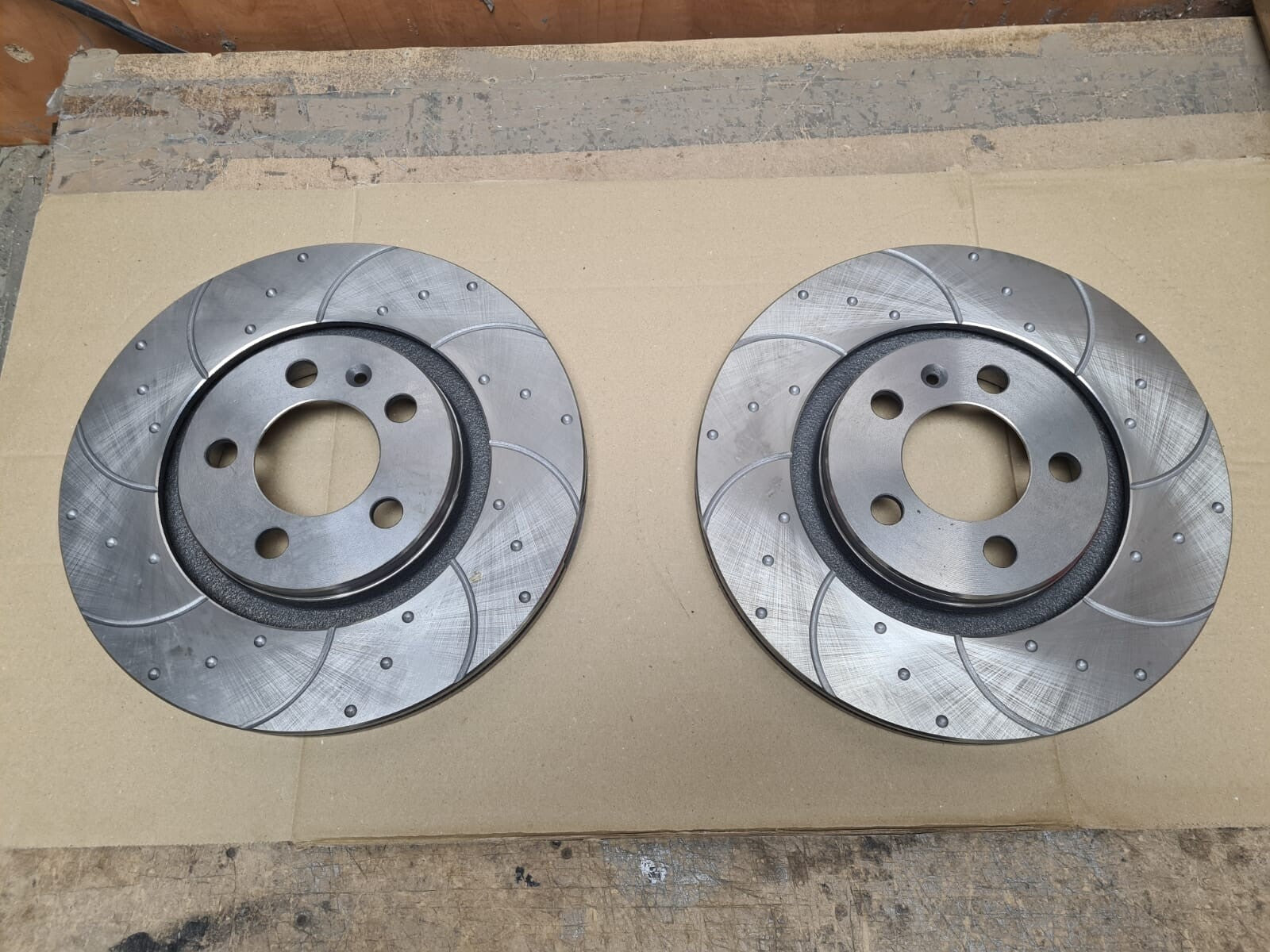 FOR AUDI SKODA GOLF FRONT 280MM DIMPLED GROOVED BRAK DISCS