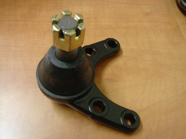 MAZDA BT-50 FORD RANGER PICKUP DOUBLE CAB 4WD  LOWER WISHBONE BALL JOINT 4WD