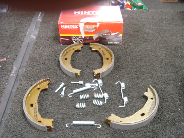 BMW 323 318TI CI E46 BRAKE DISC BREMBO BRAKE DISCS PAD FRONT REAR HANDBRAKE SHOE