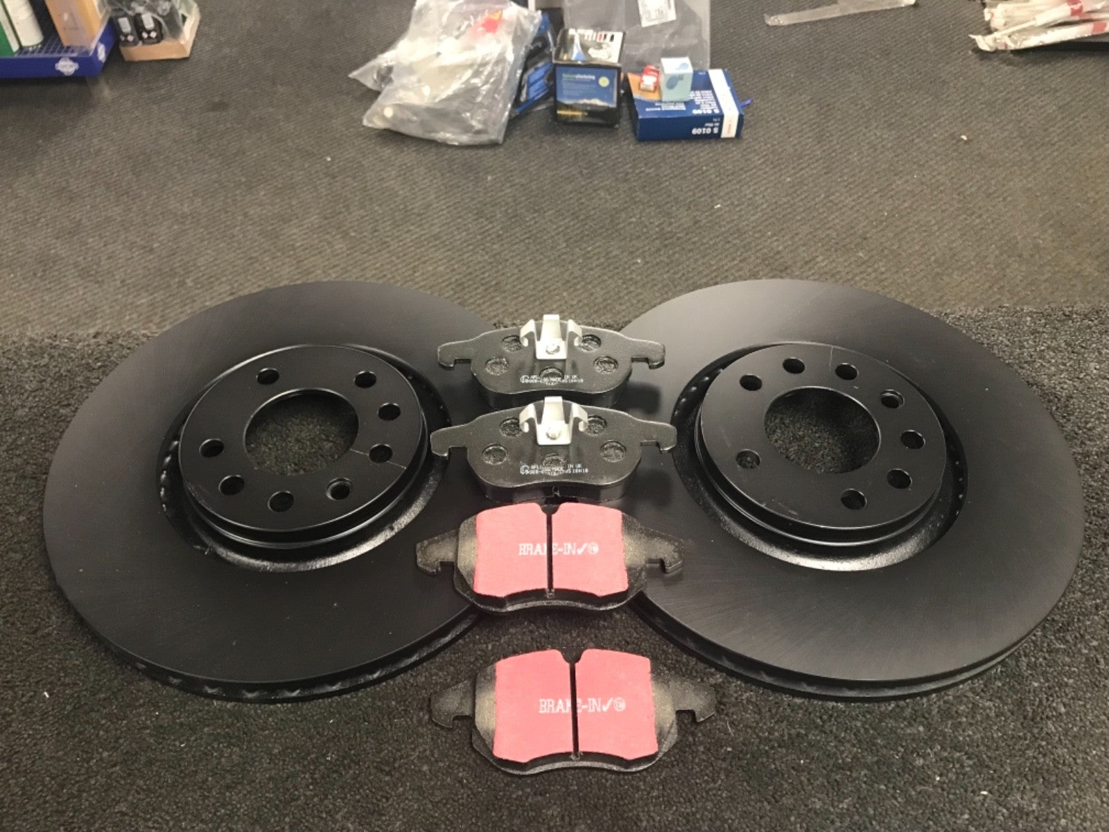 FOR VAUXHALL ASTRA ZAFIRA  VXR BRAKE DISC  BRAKE PADS FRONT  EBC 