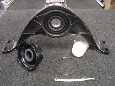 AUDI Q3 PROPSHAFT SUPPORT CENTER BEARING MOUNT COVER SEAL PROP SHAFT 