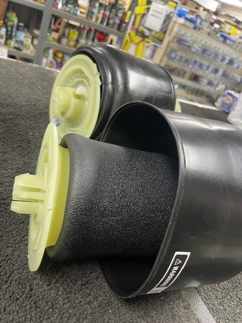 BMW F07 F10 F11 520d REAR SUSPENSION AIR BAG BELLOWS PAIR LH RH