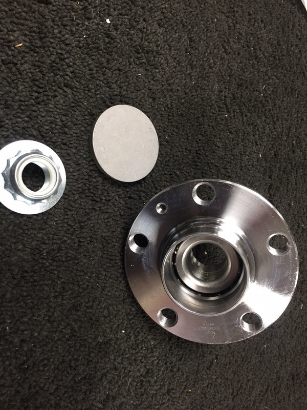 WHEEL BEARING HUB REAR FOR AUDI A2 VW POLO VW FOX  SKODA FABIA 00
