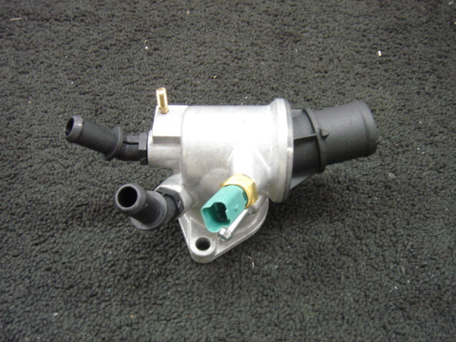 FIT FOR SUZUKI SX4 1.9JTD THERMOSTAT COMPLETE HOSUING WITH SENSORS 