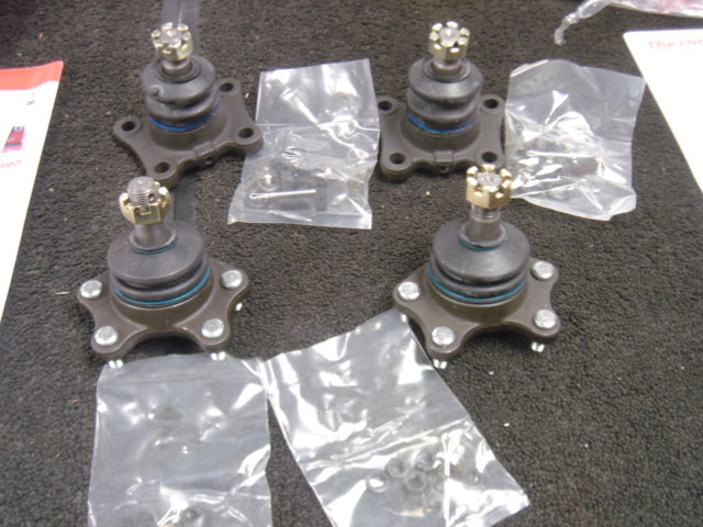 FOR HILUX SURF IMPORT 4RUNNER 1988-2004 2 LOWER 2UPPER SUSPENSION BALL JOINTS