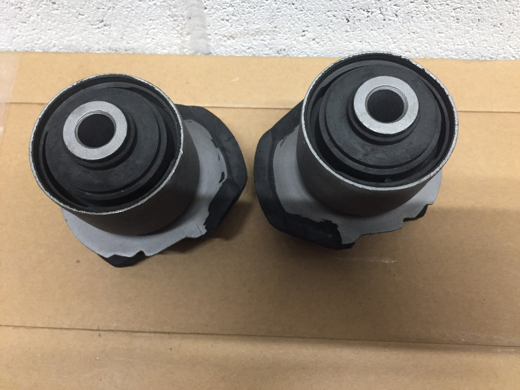FOR TOYOTA  VELFIRE ALPHARD REAR AXLE TRAILING CROSS MEMBER SUBFRAME BUSHES