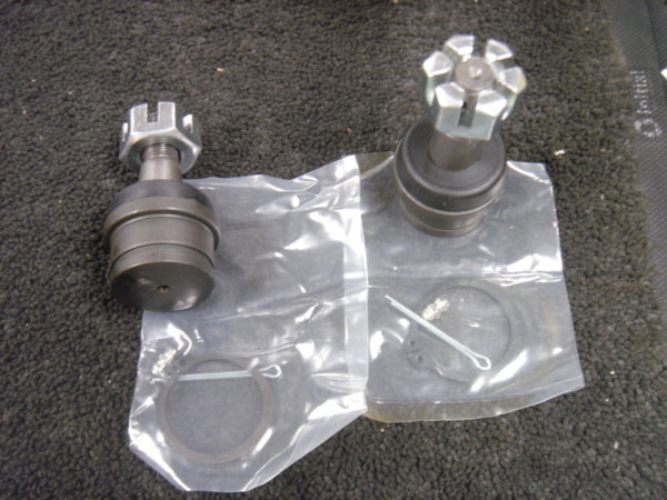 FOR JEEP GRAND CHEROKEE WJ WG 1999-04 BALL JOINT FRONT UPPER TOP BALL JOINT PAIR