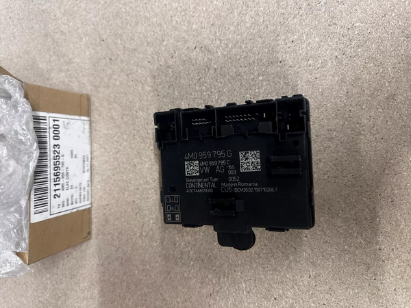 AUDI A4 Q7 2016ON REAR DOOR CONTROL UNIT 4M0959795G GENUINE NEW