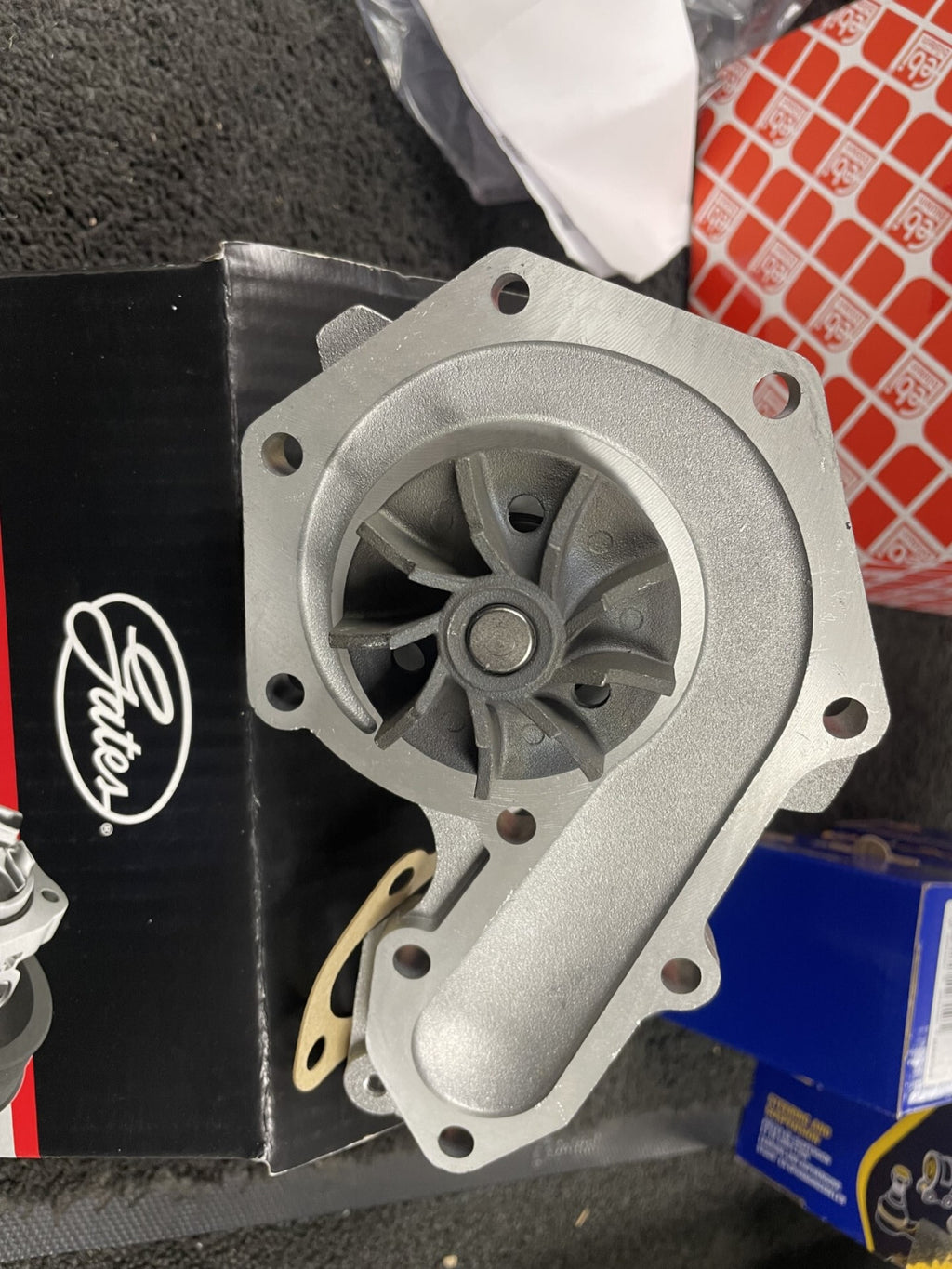 FOR RENAULT  CLIO 172 182 WATER PUMP WITH GASKET GATES