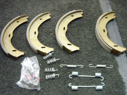 FOR MERCEDES C CLASS C180 C200 C2220 CDi HAND BRAKE PARKING SHOE FITTING KIT