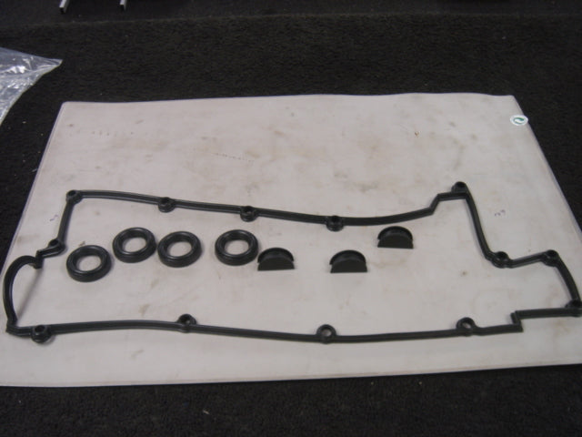 FOR HYUNDAI COUPE LANTRA MATRIX  ROCKER COVER GASKET  KIT