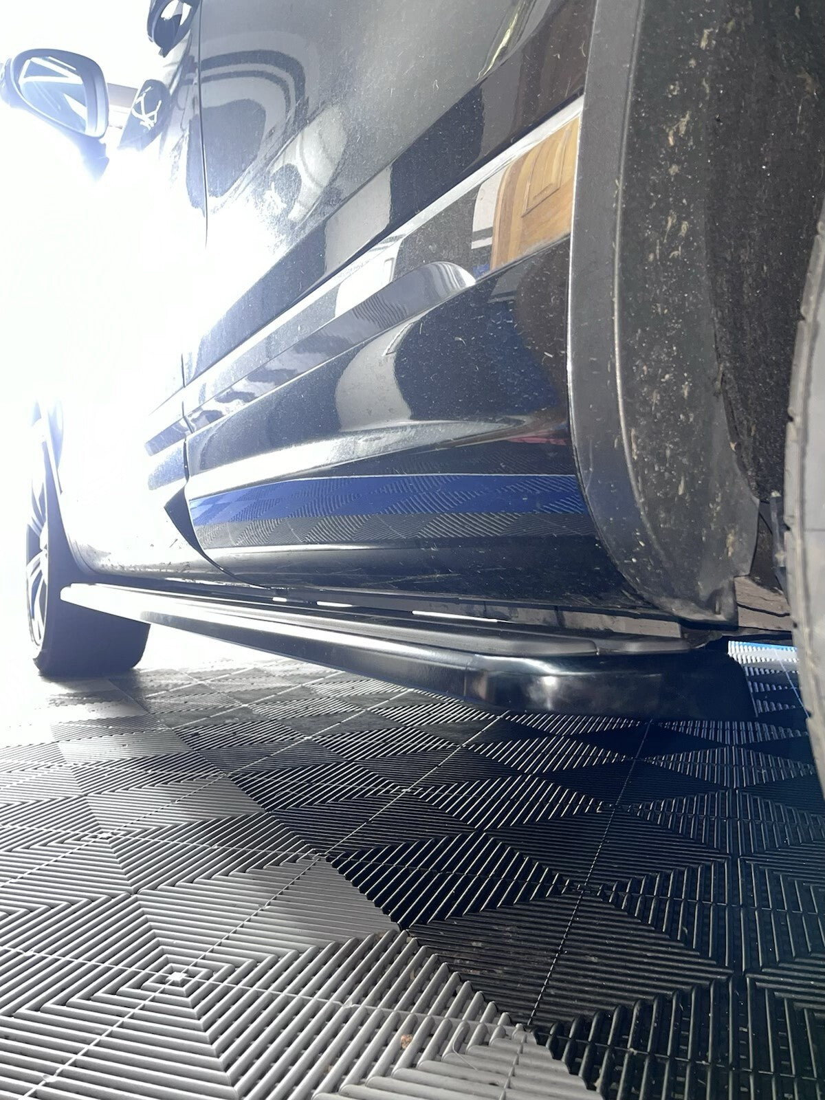 GENUINE VOLKSWAGEN TOUAREG MK2 V6 V8 7P 2011-17 RUNNING BOARD SIDE STEPS SILVER