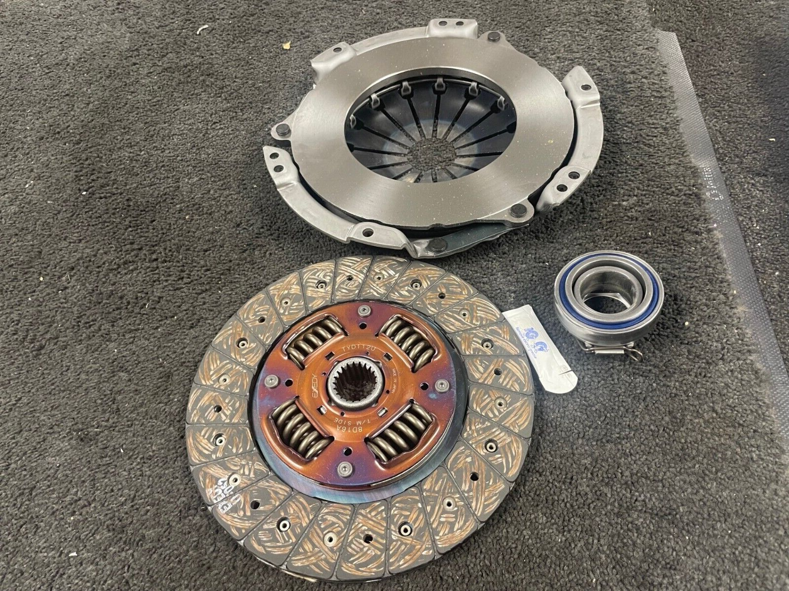 FOR TOYOTA HILUX 3.0D LN147 LN152 1997-2005 CLUTCH KIT 3 PCE BRAND NEW TYK2126
