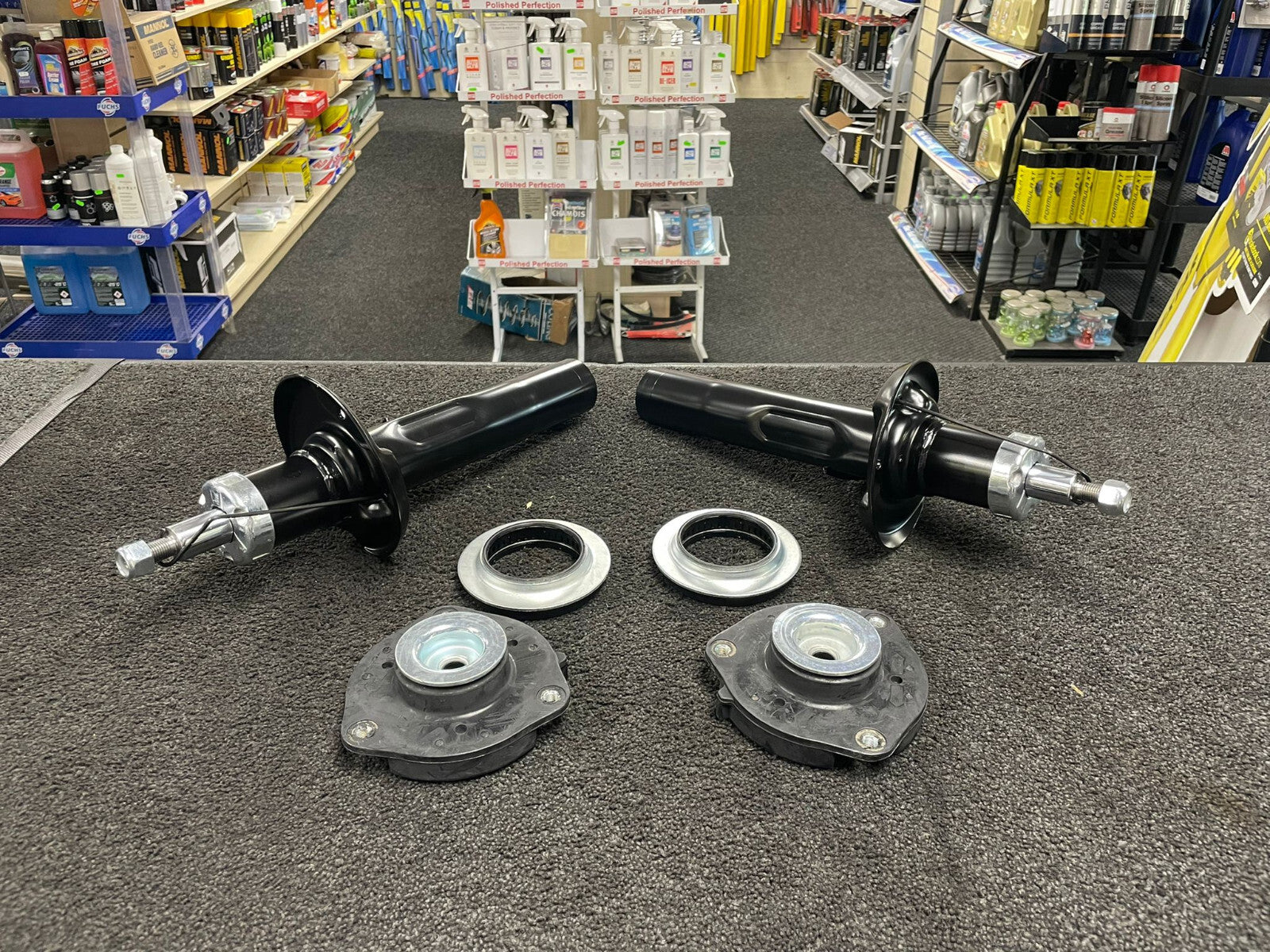 AUDI A3 8P Q3 FRONT SHOCK ABSORBERS SHOCKERS & STRUT TOP MOUNTS