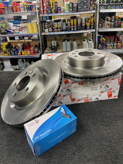 DISCOVERY Mk3 4.4 RANGE ROVER SPORT L320 BRAKE DISC BRAKE PADS FRONT 337MM