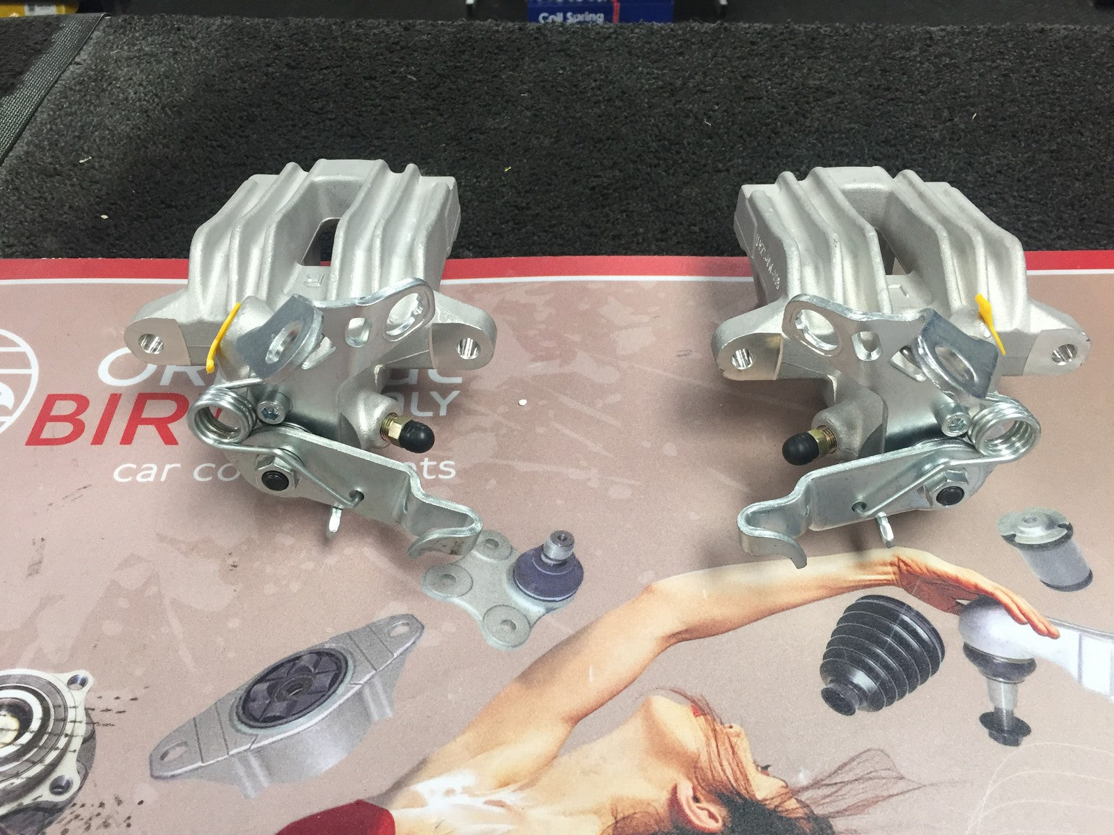 AUDI A3 8P1 FSi TFSi TDi 140 170 2004-2010 2 REAR BRAKE CALIPER REAR PAIR