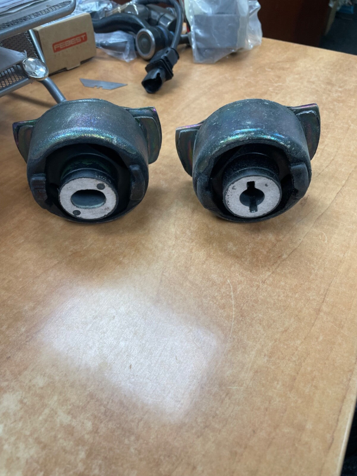 FOR RENAULT LAGUNA MK2 REAR SUSPENSION AXLE ARM MOUNTINGS BUSHES PAIR LEFT RIGHT