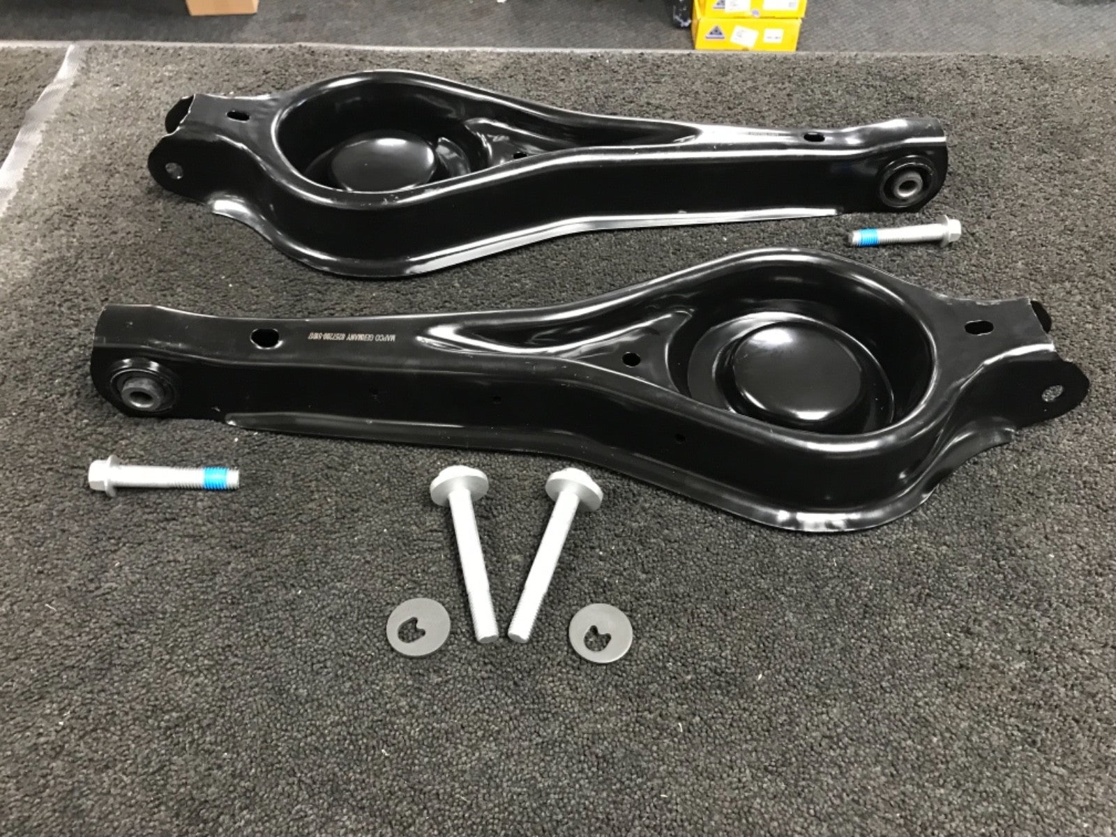 FOR JAGUAR X TYPE REAR LOWER TRAILING SUSPENSION PARTS BUSH REAR ARMS REAR LINK