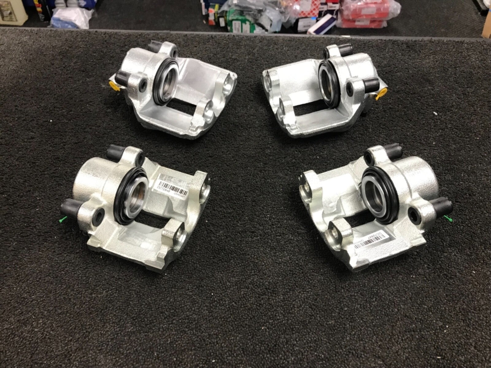 FOR Sprinter 1994-06 2 X FRONT 2 X REAR BRAKE CALIPERS 4 CALIPERS 