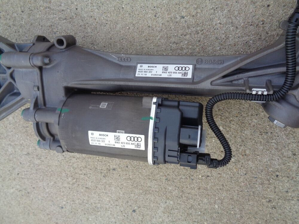 AUDI A4 S4 RS4 B9 8W A5 RS5 GENUINE NEW STEERING 8W2423055AH 8W2423055AK