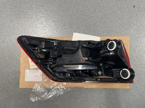 AUDI A4 RS4 AVANT 2016ON  OS RH  OUTER LED TAILLIGHT 8W9945092AC GENUINE
