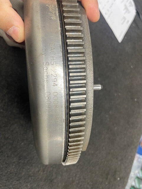 DUAL MASS FLYWHEEL  A3 TT  GOLF MK5 PASSAT B7 TIGUAN SKODA 2.0TFSi 6SPEED MANUAL