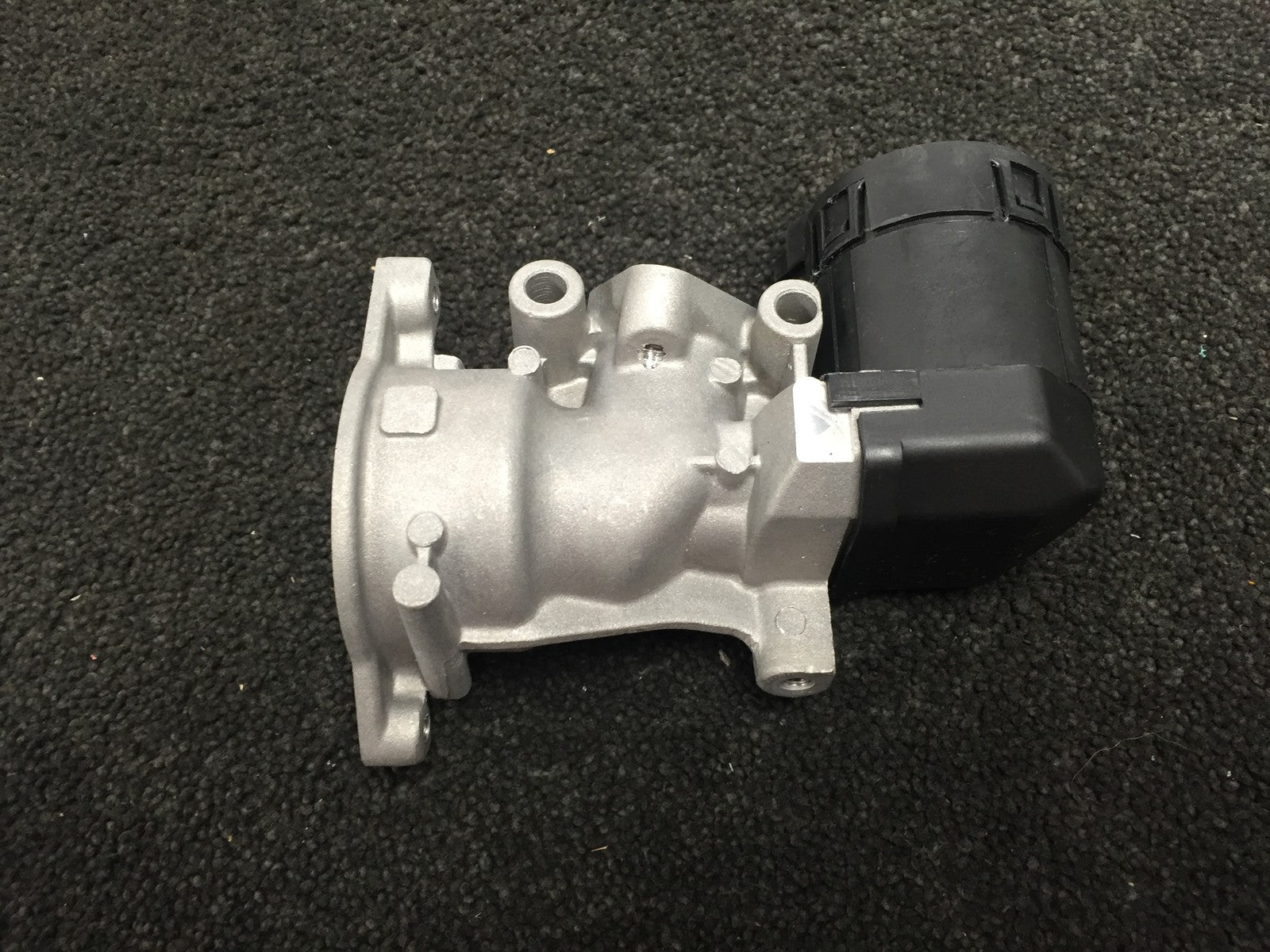 FOR FIAT SCUDO FORD S-MAX PEUGEOT 307 EXPERT EGR VALVE 