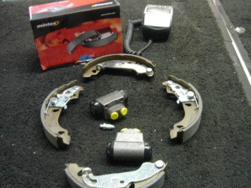 FORD KA 2000-05 BRAKE SHOE BRAKE CYLINDE REAR BRAKE SHOE WHEEL CYLINDERS NO ABS