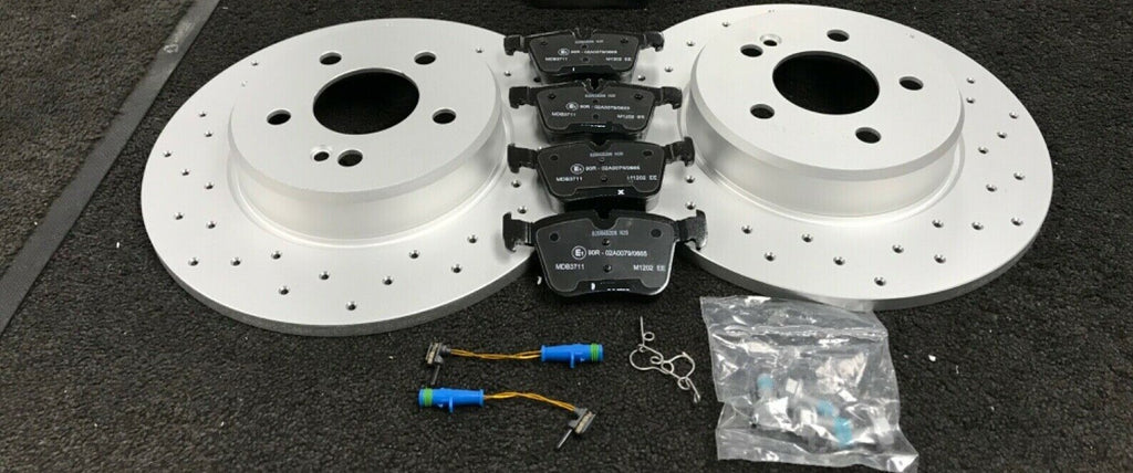 E-CLASS E220 CDI AMG SPORT BRAKE DISCS CROSS DRILLED BRAKE PADS REAR