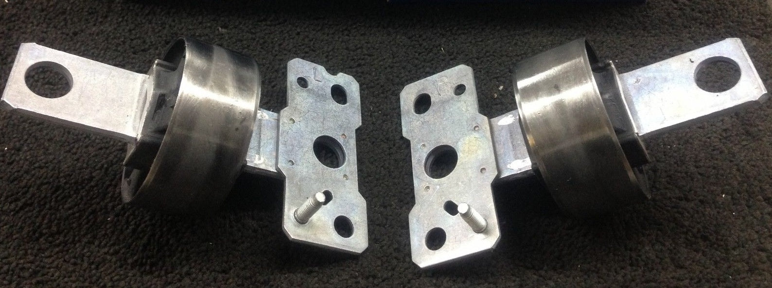 JAGUAR X TYPE REAR TRAILING ARM LOWER SUSPENSION BUSH X 2