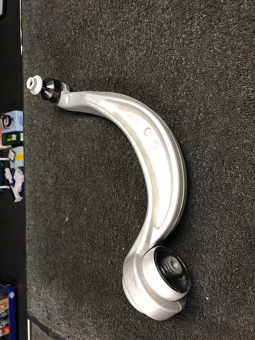 AUDI A4 B8 A5 S5 FRONT LOWER REAR CONTROL ARM WISHBONE SUSPENSION M14 OS RH