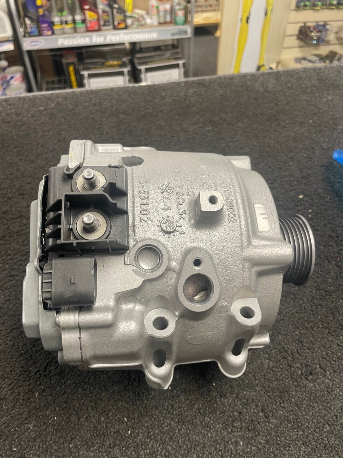 GENUINE ALTERNATOR AUDI RS6 RS7 RSQ8 BENTAYGA  MILD HYBRID CONTINENTAL 48v 250am