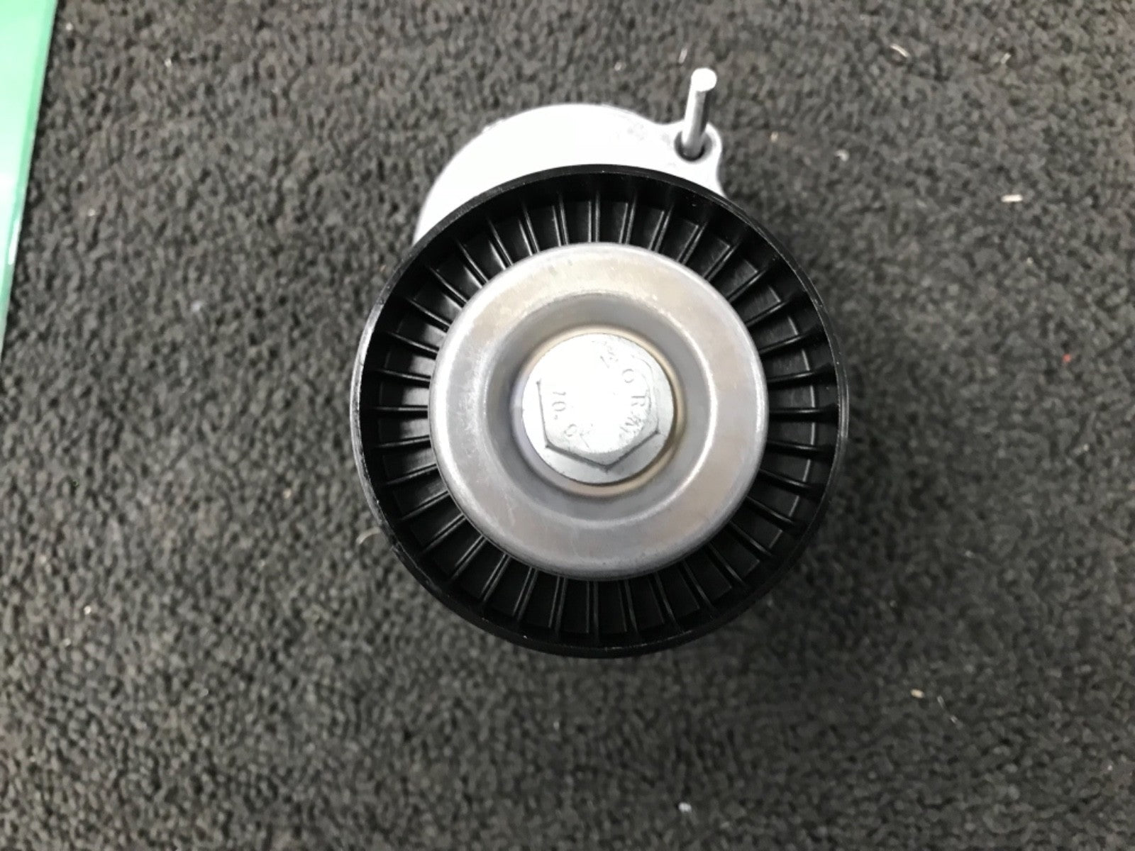GOLF  PASSAT TIGUAN 2.0TDI  AUXILARY FAN BELT TENSIONER