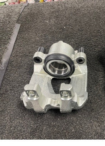 FRONT BRAKE CALIPER  OS RH BMW 320i 320d 318i 318D 325i 323i WITH 312MM DISC