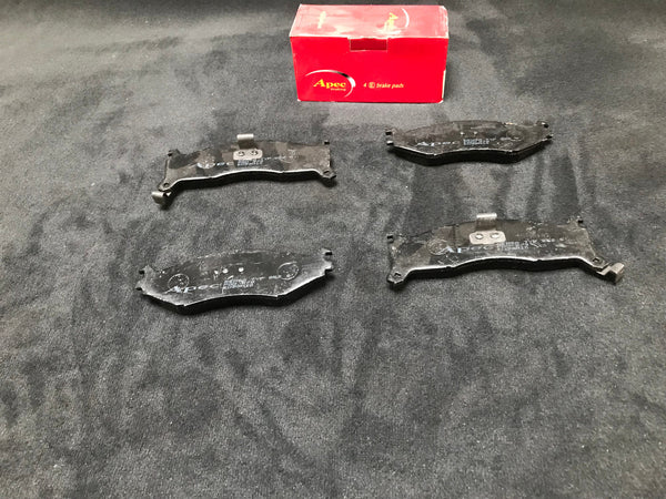 FOR CHRYSLER NEON 2.0 1996-1999 FRONT APEC BRAKE PAD SET