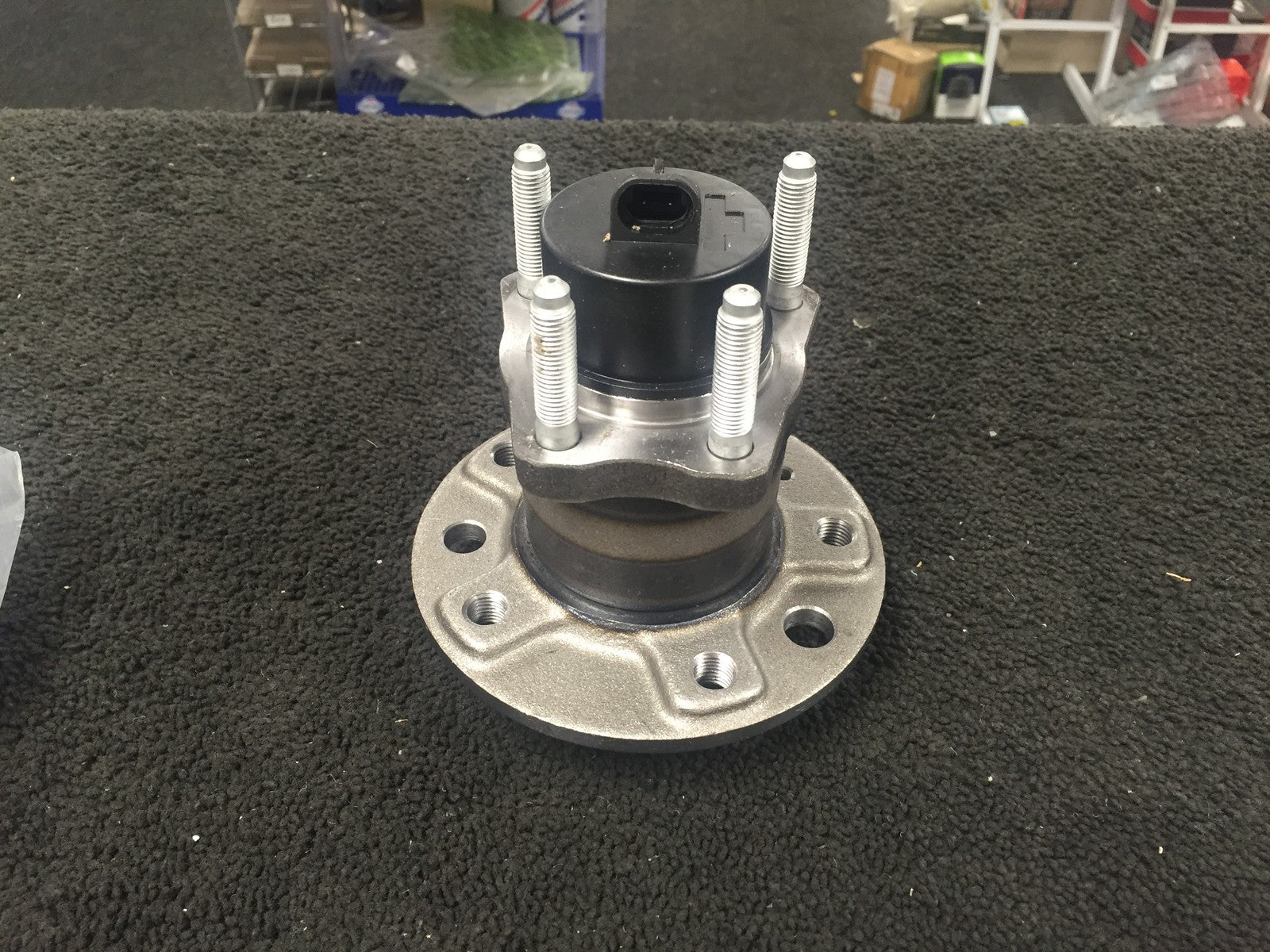 SAAB 9-5 2.2TID 2.3 3.0  AERO WHEEL BEARING  REAR WHEEL BEARING HUB  