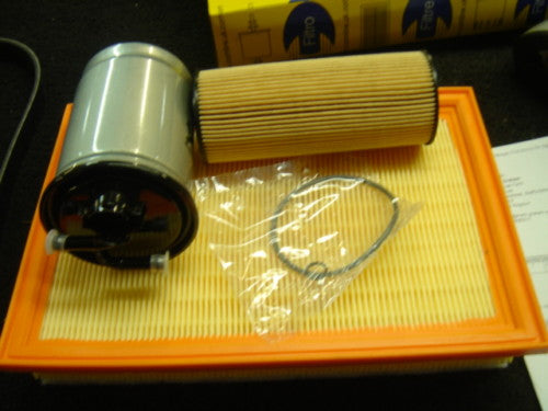 SHARAN 1.9TD SERVICE KIT OIL  AIR FUEL FILTER FRONT PAD