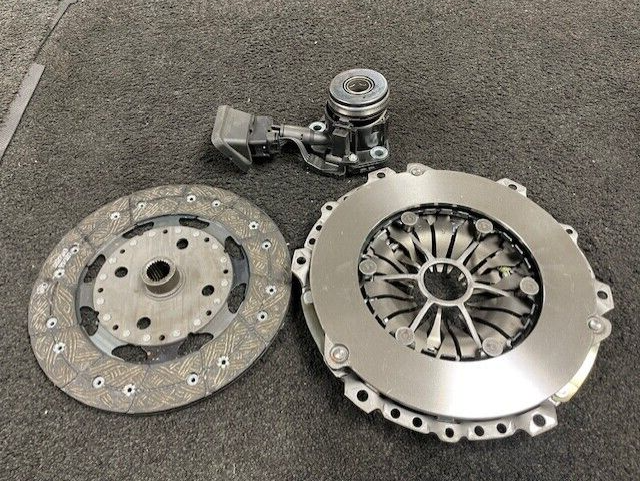 LUK CLUTCH KIT CITROEN C4 C5 DS5 3008 308 508 SEMI AUTOMATIC LUK 624 3527 34