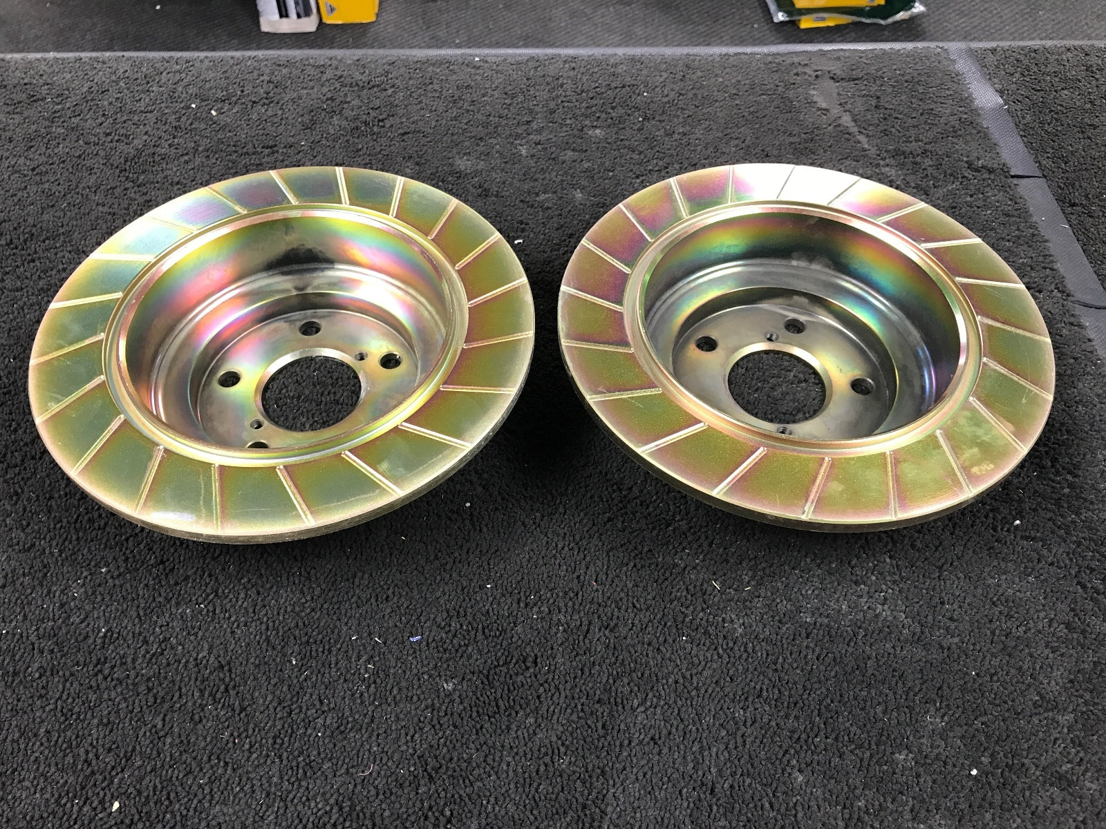 FOR SUBARU IMPREZA LEGACY FORESTER SPORT GROOVED REAR BRAKE DISCS X 2 266