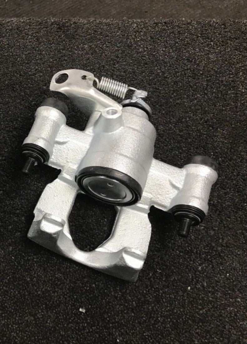  Details about  FOR RENAULT MASTER TRAFIC VAUXHALL MOVANO REAR DRIVER SIDE RIGHT